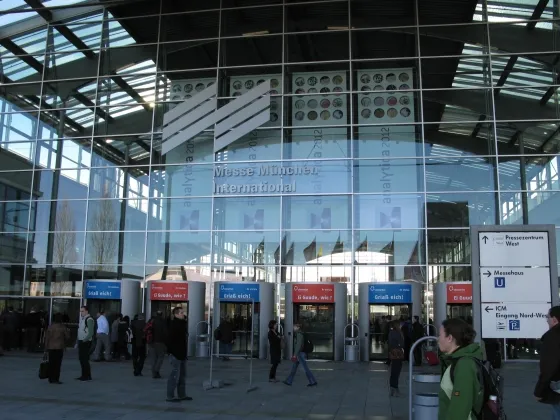 messe-muenchen-analytica-2012