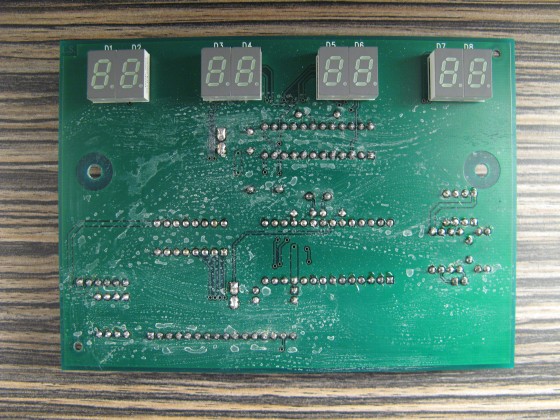 scheda elettronica pcb prima del lavaggio in ultrasuoni SONICA.